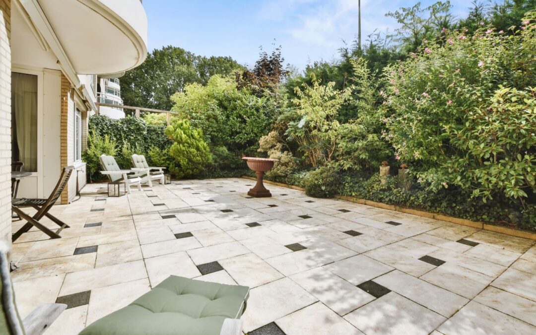 Your Dream Patio with Natural Stone Features